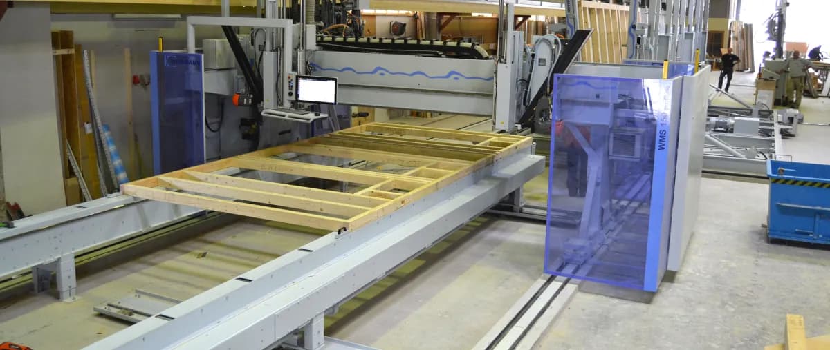 Linea CNC automatizzata per assemblaggio pannelli parete